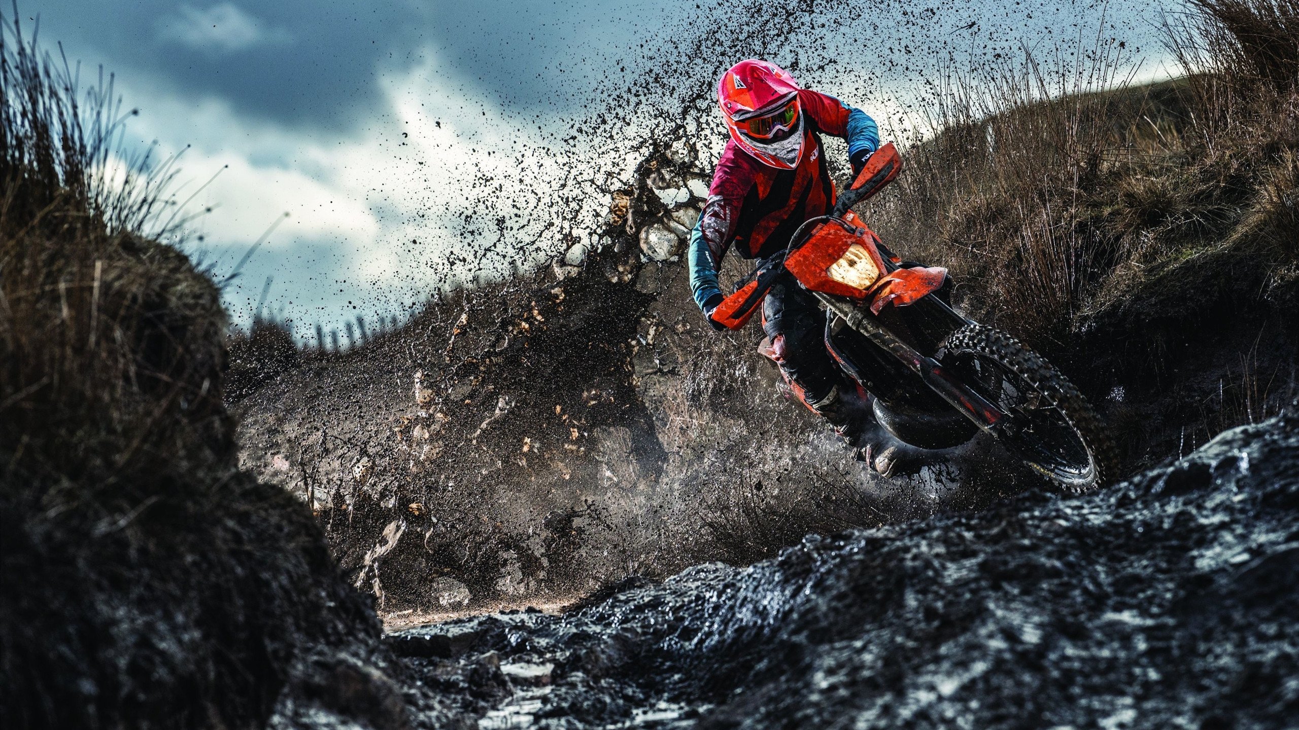 CBA全明星周末扣篮大赛 新秀飞跃吉祥物引爆全场